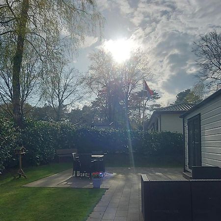 Villa Chalet Wanama. Gelegen Op Het Vakantiepark Het Lierderholt Op De Veluwe. Beekbergen Exterior foto